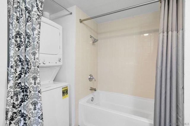875 G St 512, San Diego, CA 92101