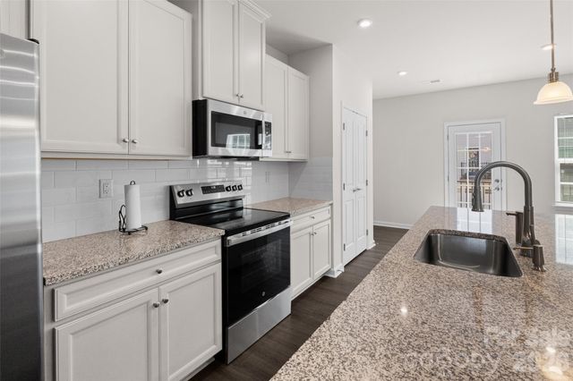 1409 May Apple Drive, Matthews, NC 28104