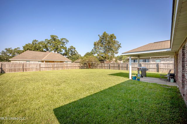 13719 Fox Hill Drive, Gulfport, MS 39503