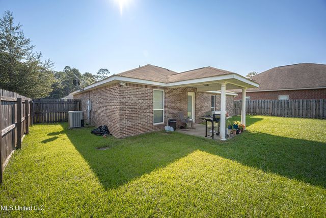 13719 Fox Hill Drive, Gulfport, MS 39503