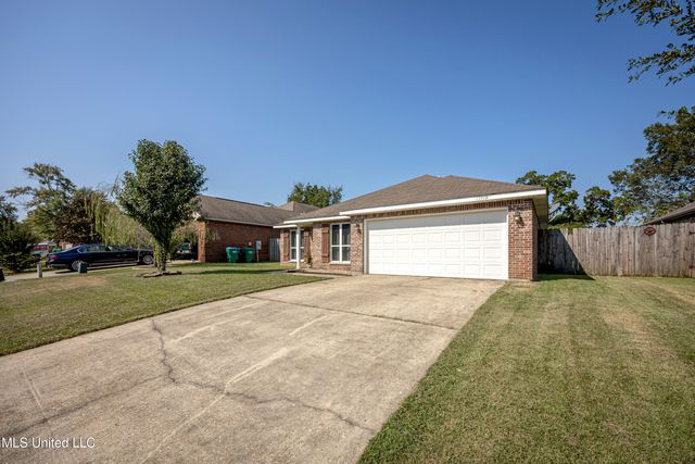 13719 Fox Hill Drive, Gulfport, MS 39503