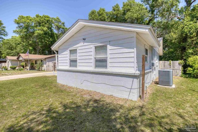 4516 E Montclair Rd, Pensacola, FL 32505