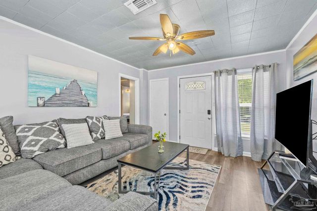 4516 E Montclair Rd, Pensacola, FL 32505