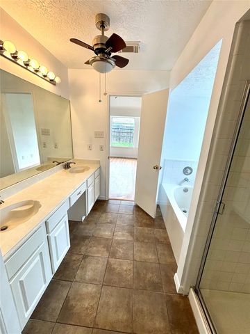 2118 Westminister Street, Pearland, TX 77581