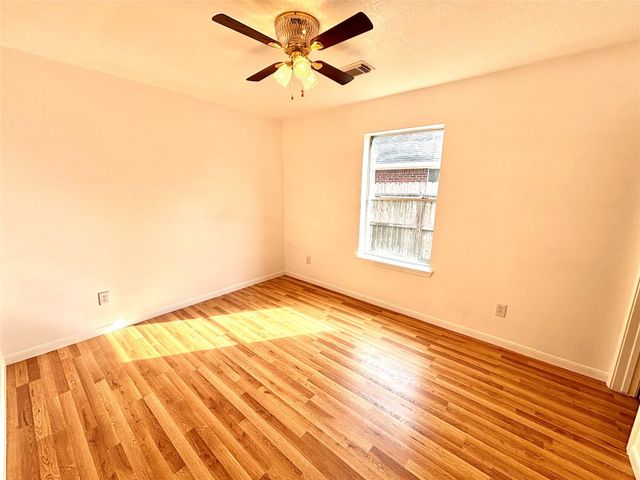 2118 Westminister Street, Pearland, TX 77581