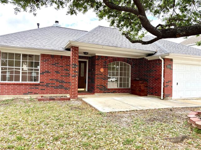 2118 Westminister Street, Pearland, TX 77581