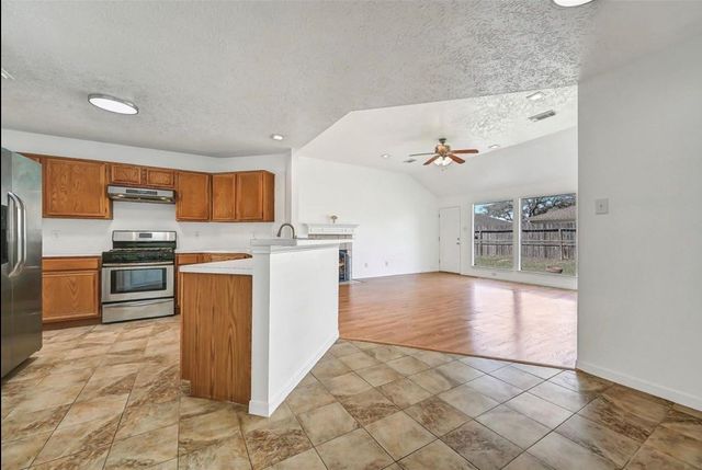 2118 Westminister Street, Pearland, TX 77581