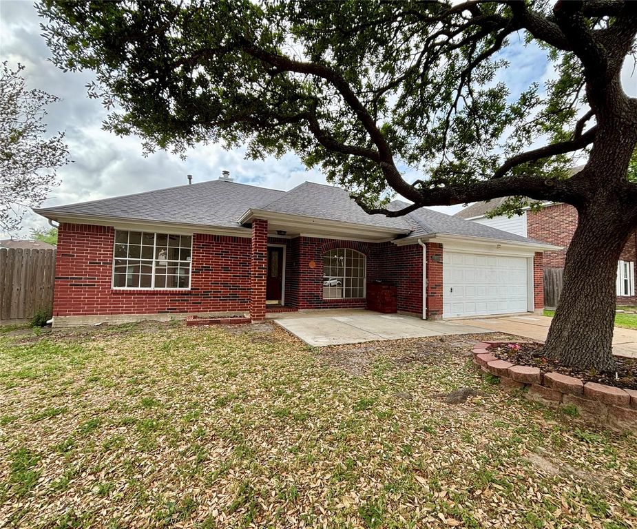 2118 Westminister Street, Pearland, TX 77581
