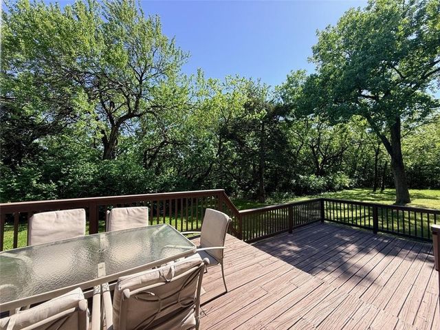 917 E 1264 Road, Lawrence, KS 66047