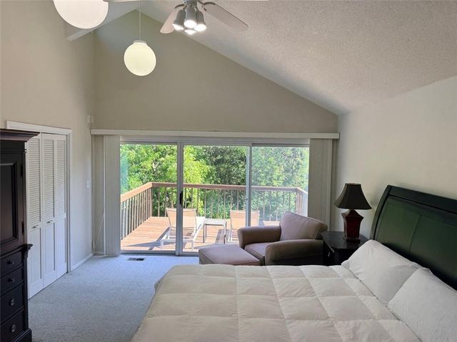 917 E 1264 Road, Lawrence, KS 66047