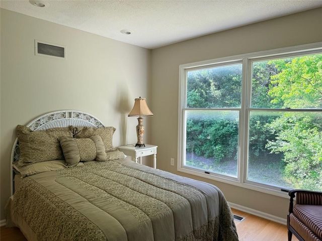917 E 1264 Road, Lawrence, KS 66047