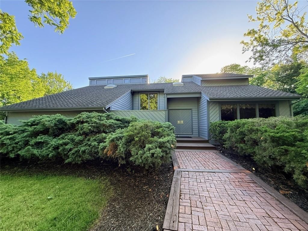 917 E 1264 Road, Lawrence, KS 66047