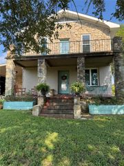 10415 Mcknight Road, Brenham, TX 77833