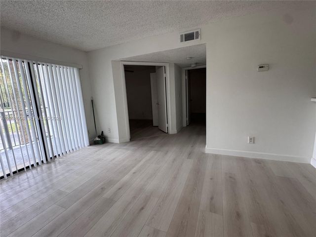9100 W Atlantic Blvd 622, Coral Springs, FL 33071