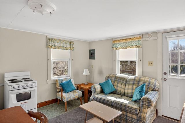 31 Conant Street, Provincetown, MA 02657