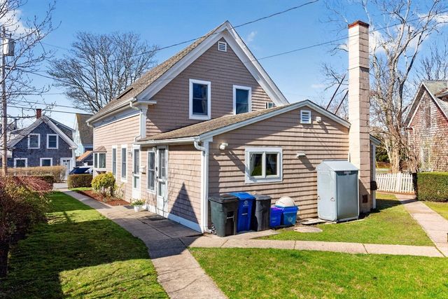 31 Conant Street, Provincetown, MA 02657