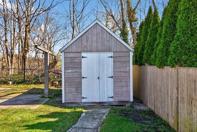 31 Conant Street, Provincetown, MA 02657