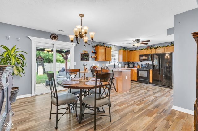 1007 Belgium Boulevard, Bargersville, IN 46106