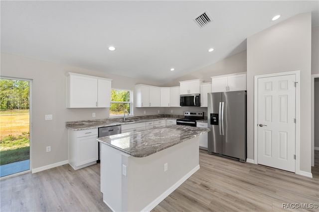 8767 N Quarry Drive, Citrus Springs, FL 34434