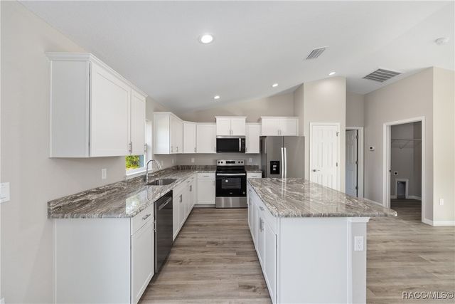 8767 N Quarry Drive, Citrus Springs, FL 34434