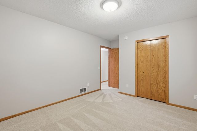 13150 Fordham Court, Apple Valley, MN 55124