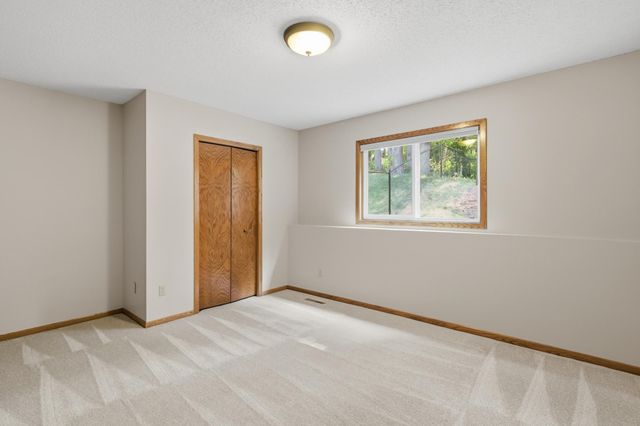 13150 Fordham Court, Apple Valley, MN 55124