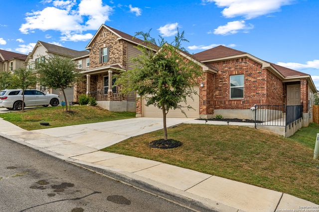 11221 Amberina, San Antonio, TX 78245