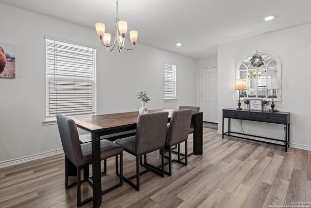 11221 Amberina, San Antonio, TX 78245