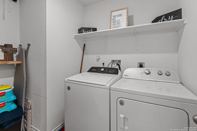 11221 Amberina, San Antonio, TX 78245