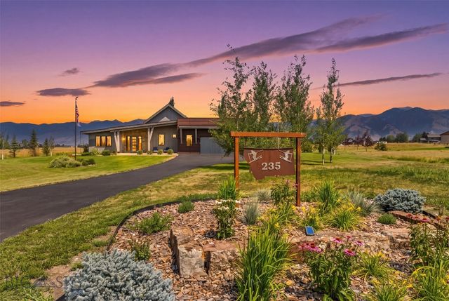 235 Spain Bridge Circle Drive, Belgrade, MT 59714