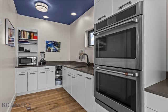 235 Spain Bridge Circle Drive, Belgrade, MT 59714