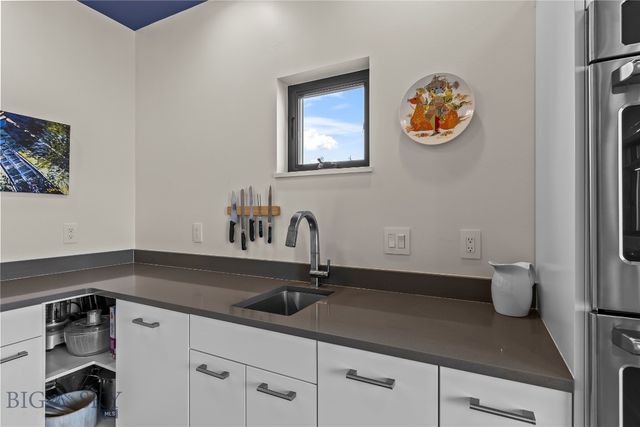 235 Spain Bridge Circle Drive, Belgrade, MT 59714