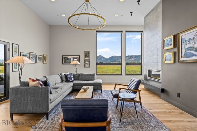 235 Spain Bridge Circle Drive, Belgrade, MT 59714