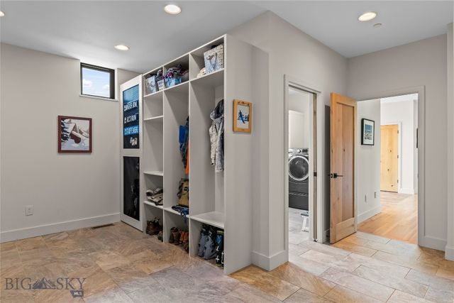 235 Spain Bridge Circle Drive, Belgrade, MT 59714