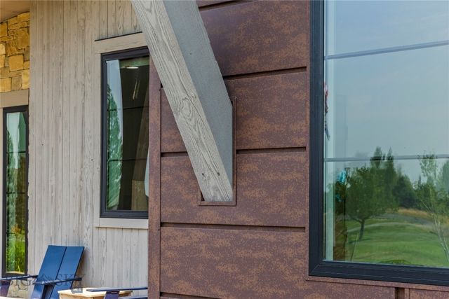 235 Spain Bridge Circle Drive, Belgrade, MT 59714