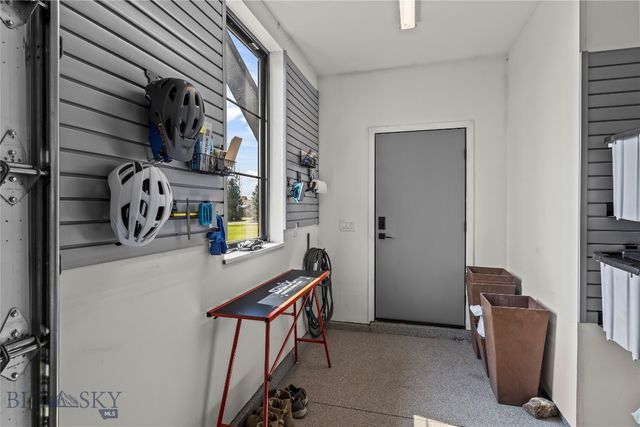 235 Spain Bridge Circle Drive, Belgrade, MT 59714