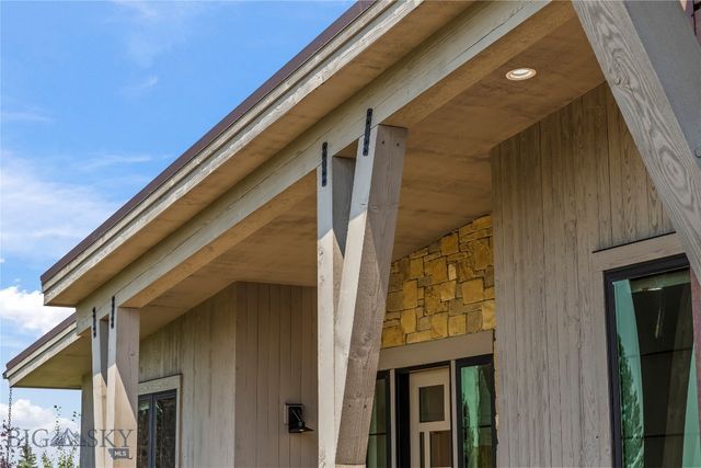 235 Spain Bridge Circle Drive, Belgrade, MT 59714