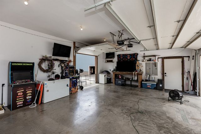 1012 Terrace Court, Van Meter, IA 50261