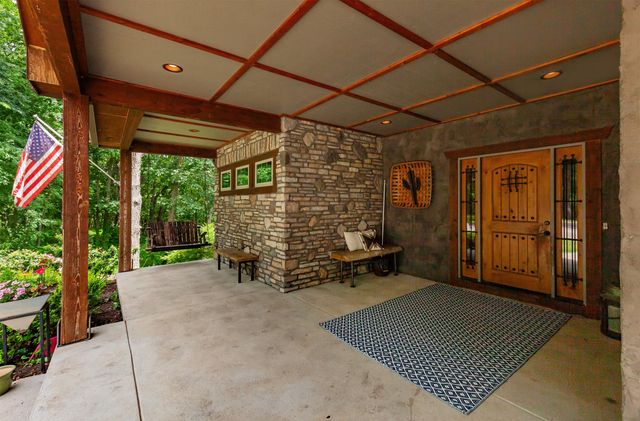 1012 Terrace Court, Van Meter, IA 50261