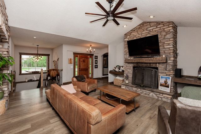 1012 Terrace Court, Van Meter, IA 50261