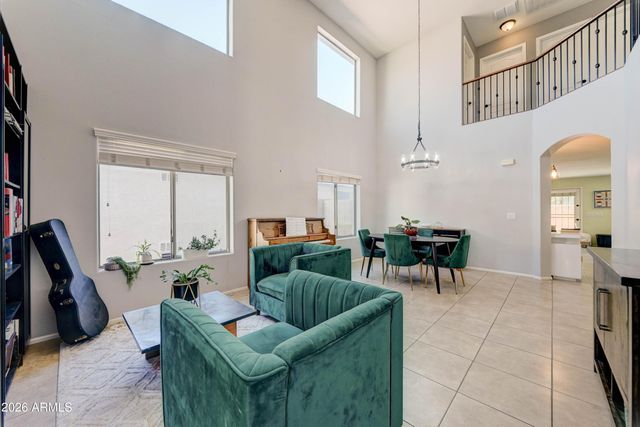 4192 E BONANZA Road, Gilbert, AZ 85297