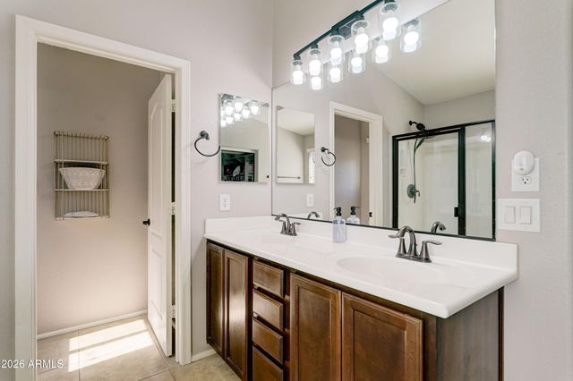 4192 E BONANZA Road, Gilbert, AZ 85297