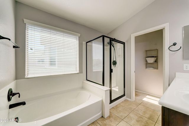 4192 E BONANZA Road, Gilbert, AZ 85297