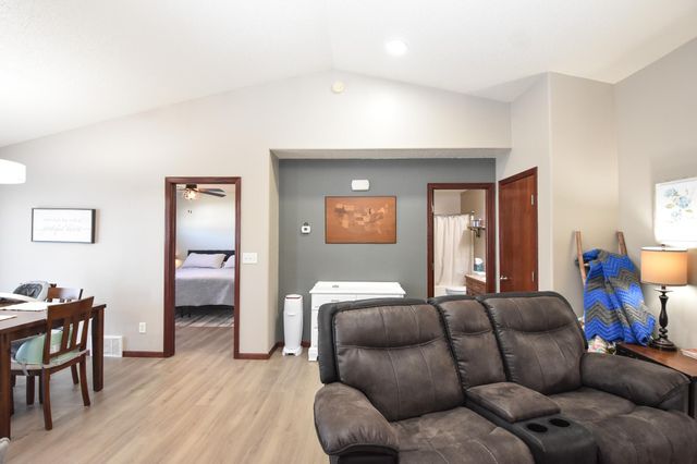 706 14TH Avenue E, West Fargo, ND 58078