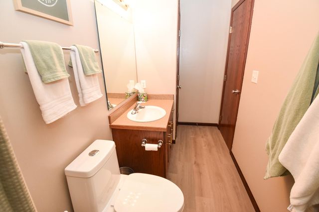 706 14TH Avenue E, West Fargo, ND 58078