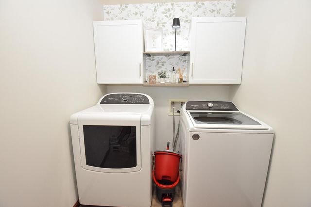 706 14TH Avenue E, West Fargo, ND 58078