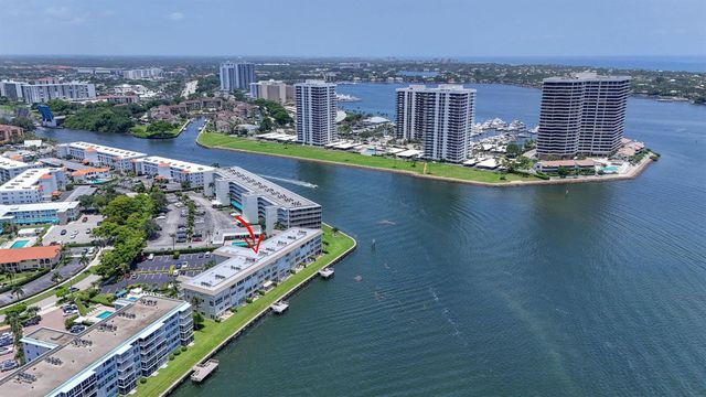 52 Yacht Club Drive 305, North Palm Beach, FL 33408