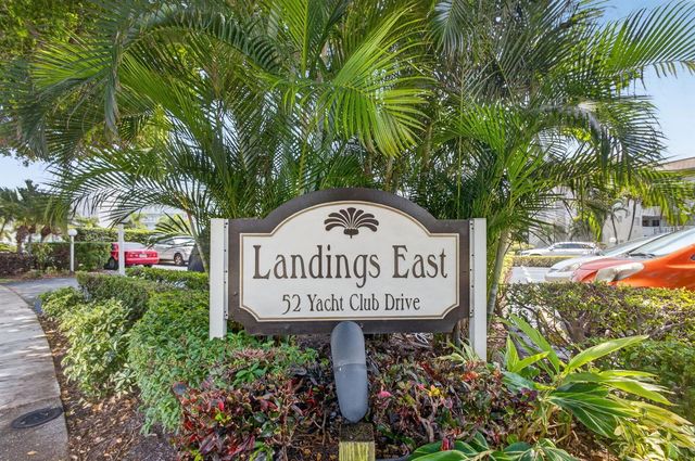 52 Yacht Club Drive 305, North Palm Beach, FL 33408