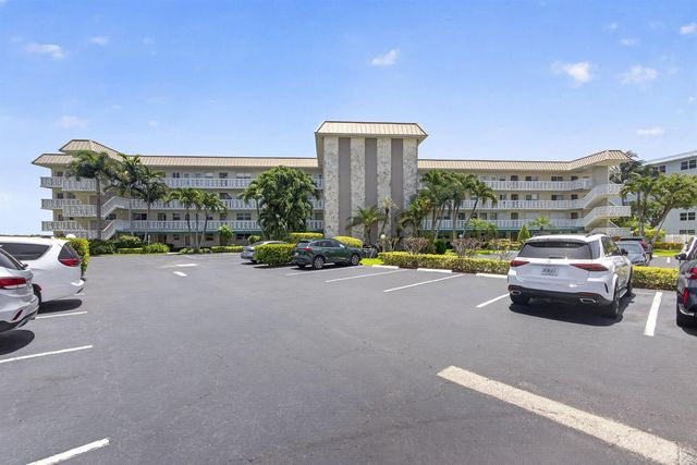 52 Yacht Club Drive 305, North Palm Beach, FL 33408