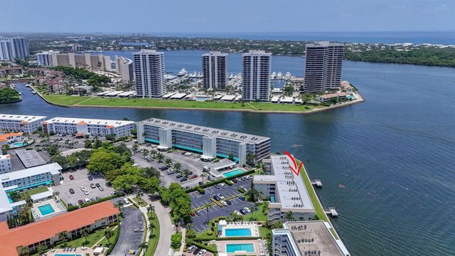 52 Yacht Club Drive 305, North Palm Beach, FL 33408